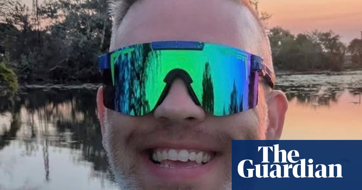 Suspended Michigan autoworker who heckled Trump gets outpouring of donations