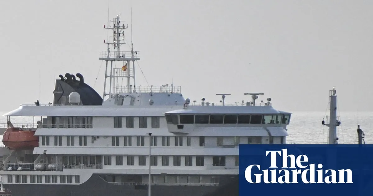 ‘It was either this or the pool’: hantavirus ship becomes latest Tenerife tourist attraction