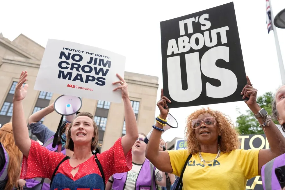 Voter confusion and headaches for election officials follow hasty GOP push to redraw US House seats