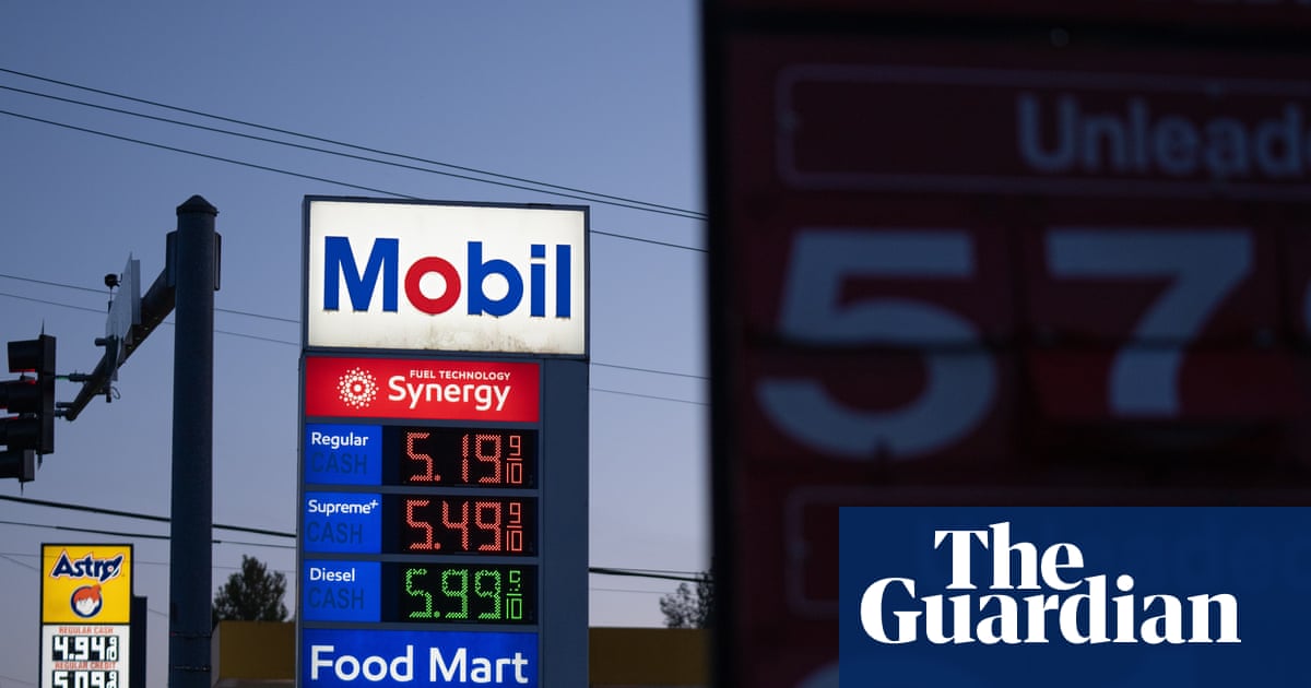 Trump vows to pause federal gas tax after Iran war boosts US fuel prices to four-year high