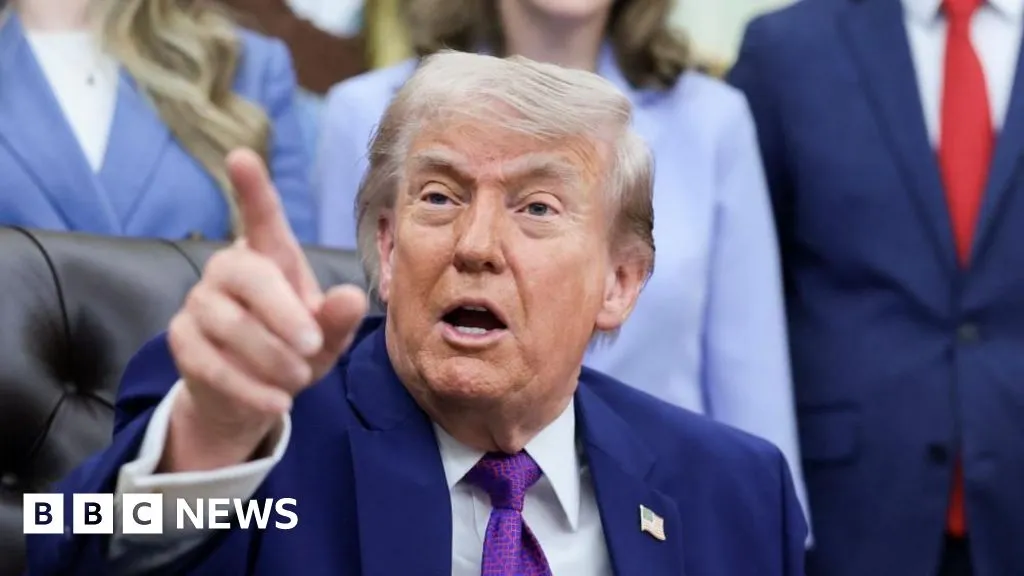 Trump says Iran ceasefire is on 'massive life support'