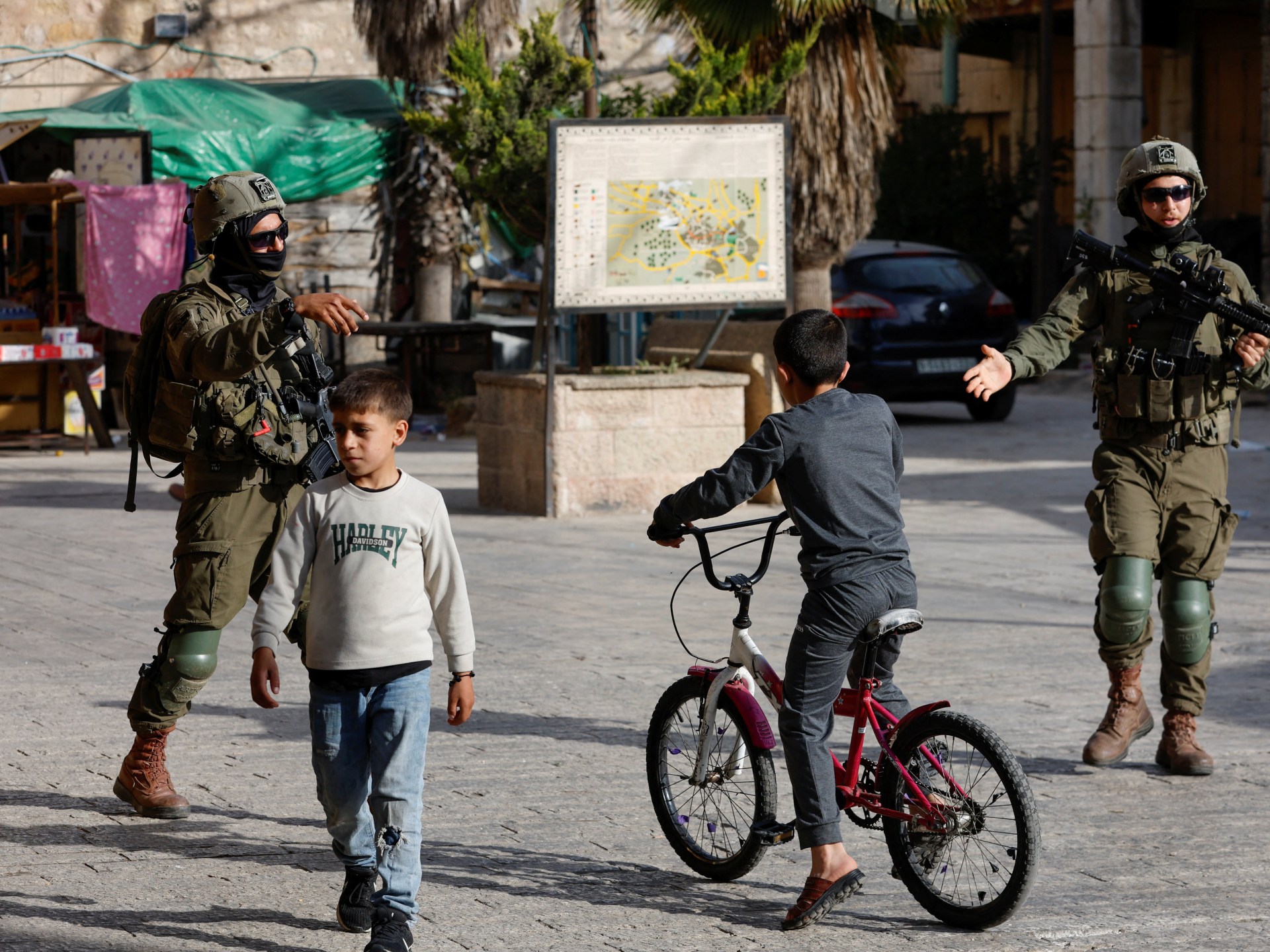 Palestine weekly wrap: Israeli settlers rampage through West Bank villages