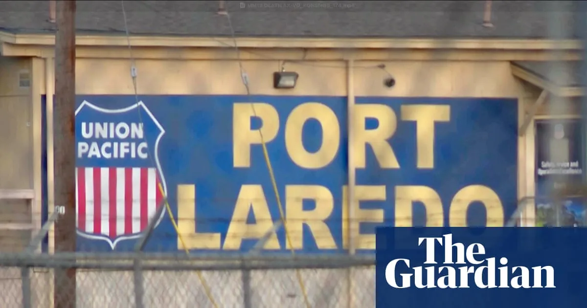 Deaths of at least six people believed to be due to heat inside shipping container in Texas