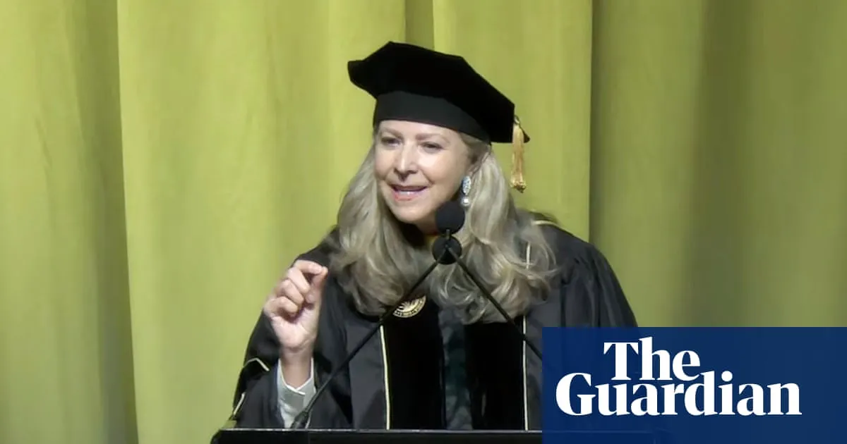 Florida students boo graduation speaker who called AI ‘next Industrial Revolution’