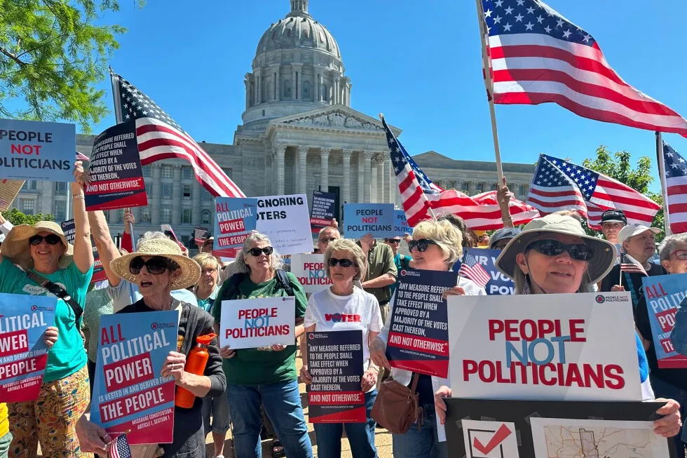 Trump’s redistricting push fizzles in South Carolina Senate but wins in Missouri’s top court