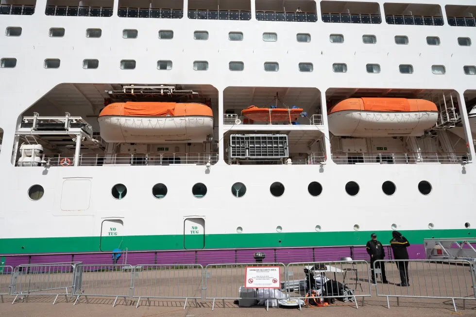France confines more than 1,700 on British cruise ship in Bordeaux after gastroenteritis outbreak