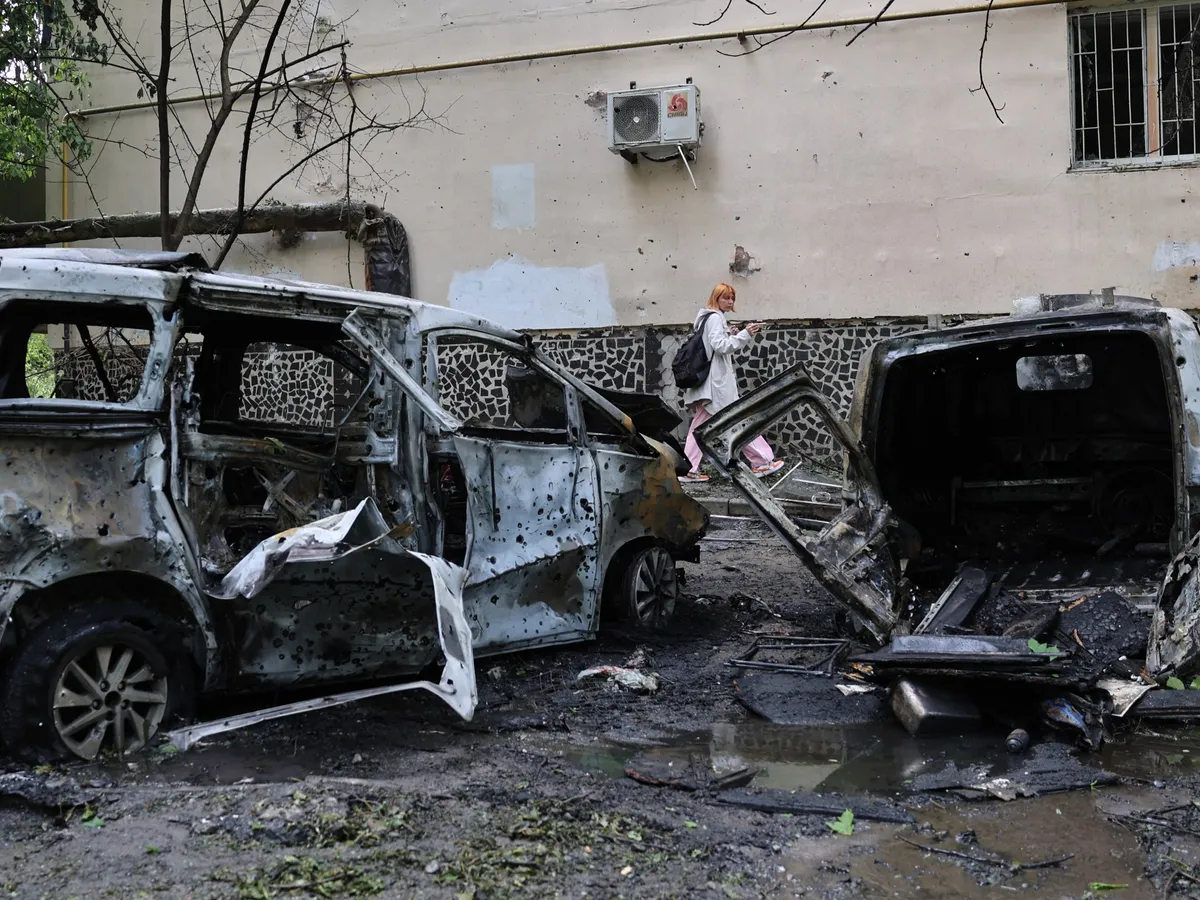 ‘One of the longest’ Russian attacks kills at least six people in Ukraine
