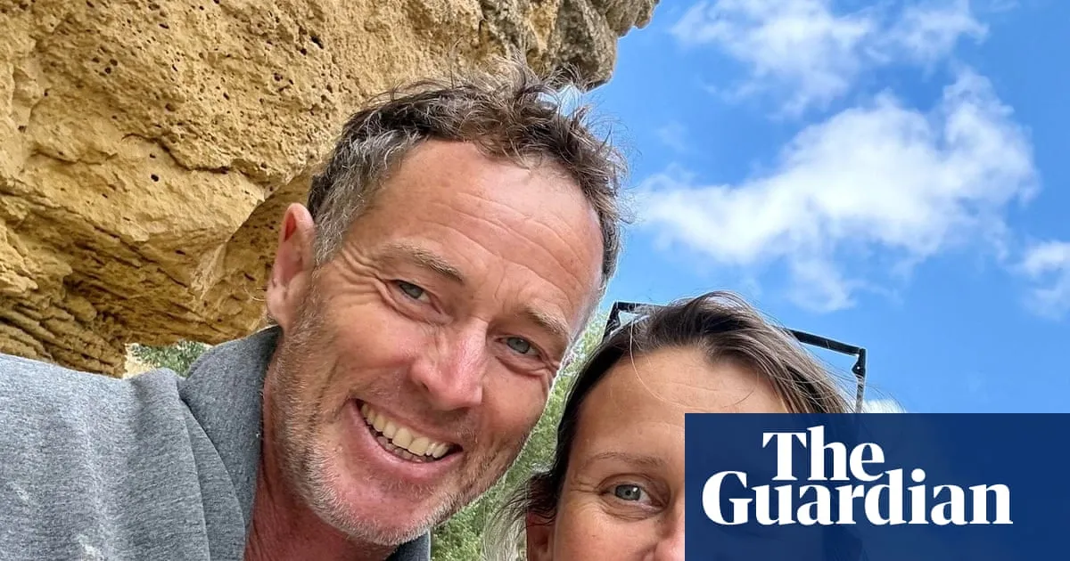 Family of British couple jailed in Iran say they have lost contact