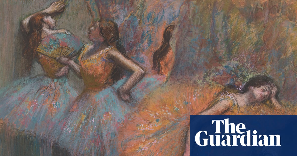 Churchill’s desk and rare artwork among items donated to UK cultural institutions