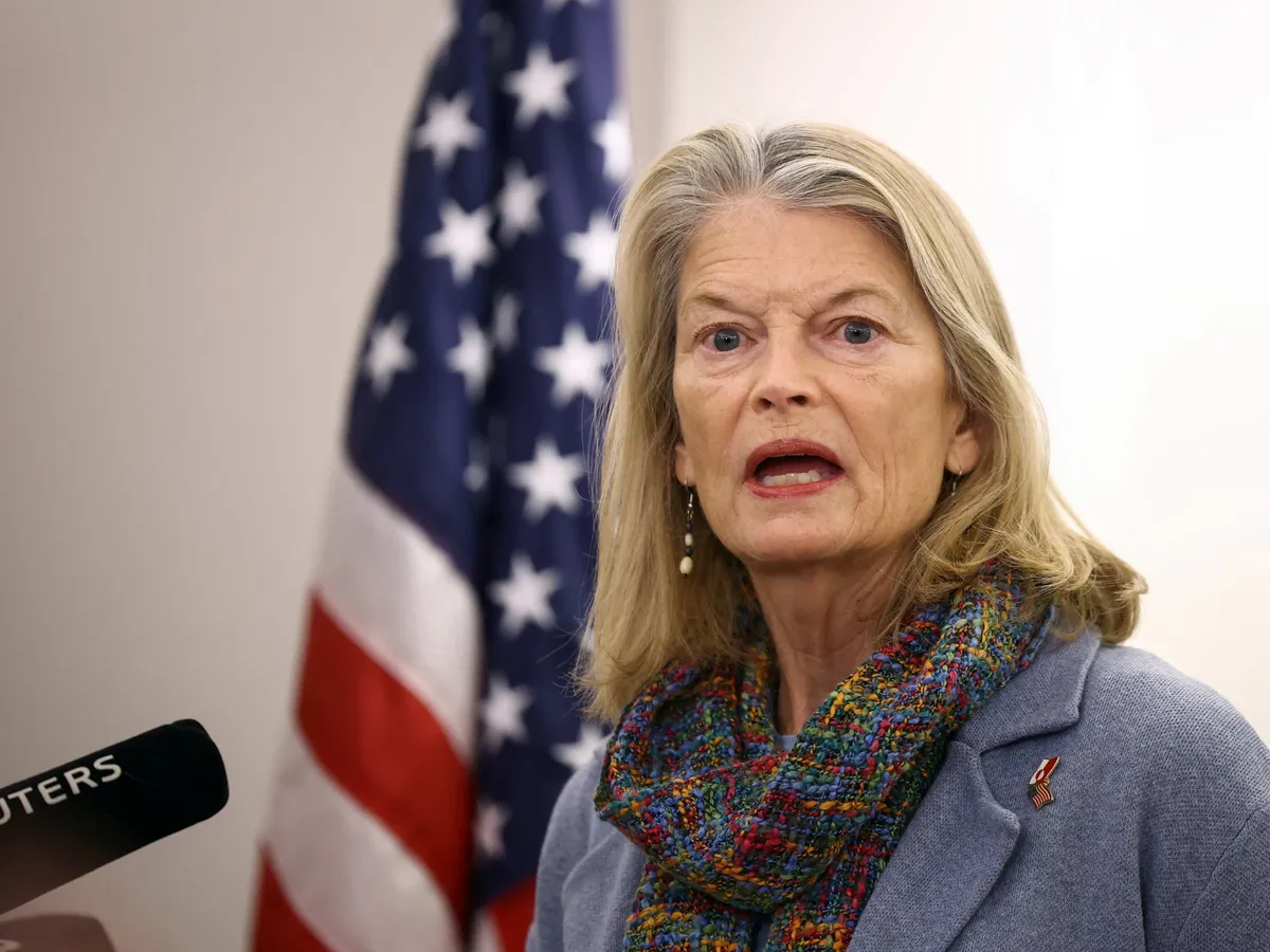 Republicans break ranks, but Senate fails to curb Trump’s Iran war powers
