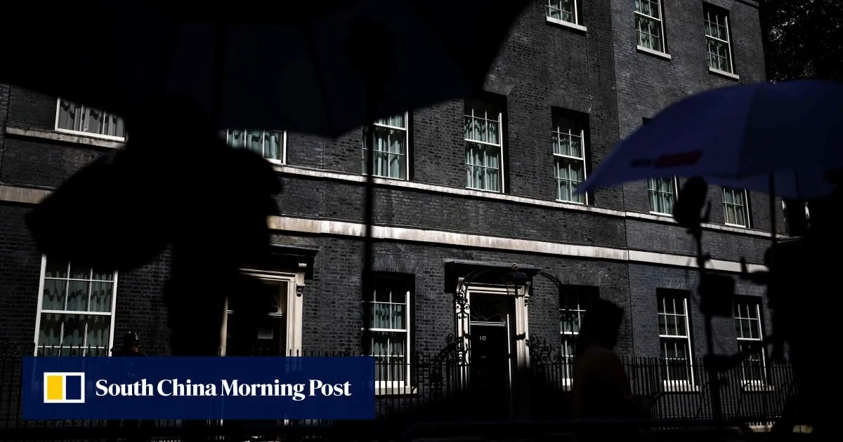 UK health minister quits, calls for leadership contest to oust PM Starmer