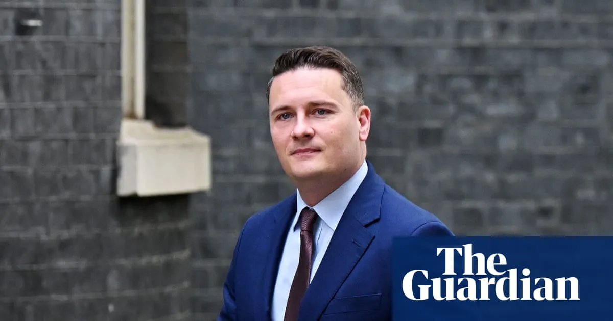 Wes Streeting quits cabinet and calls on Starmer to resign