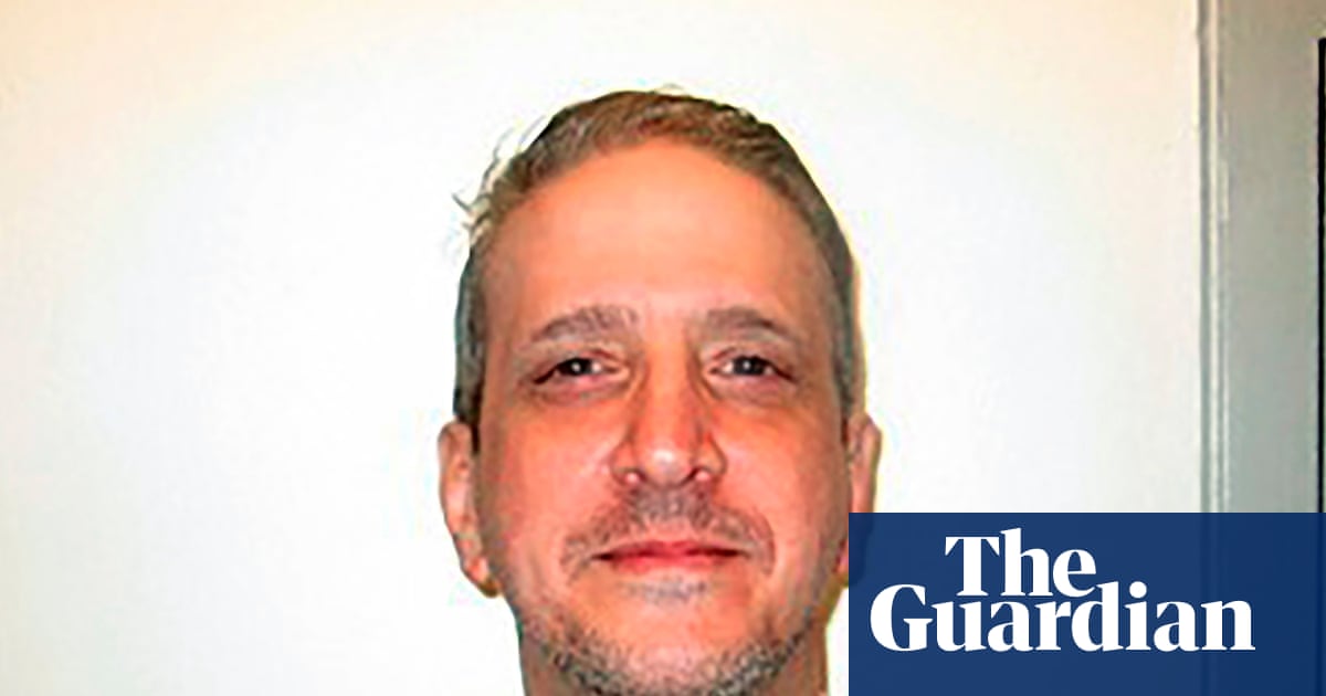 Oklahoma’s Richard Glossip freed on bond after 30 years on death row