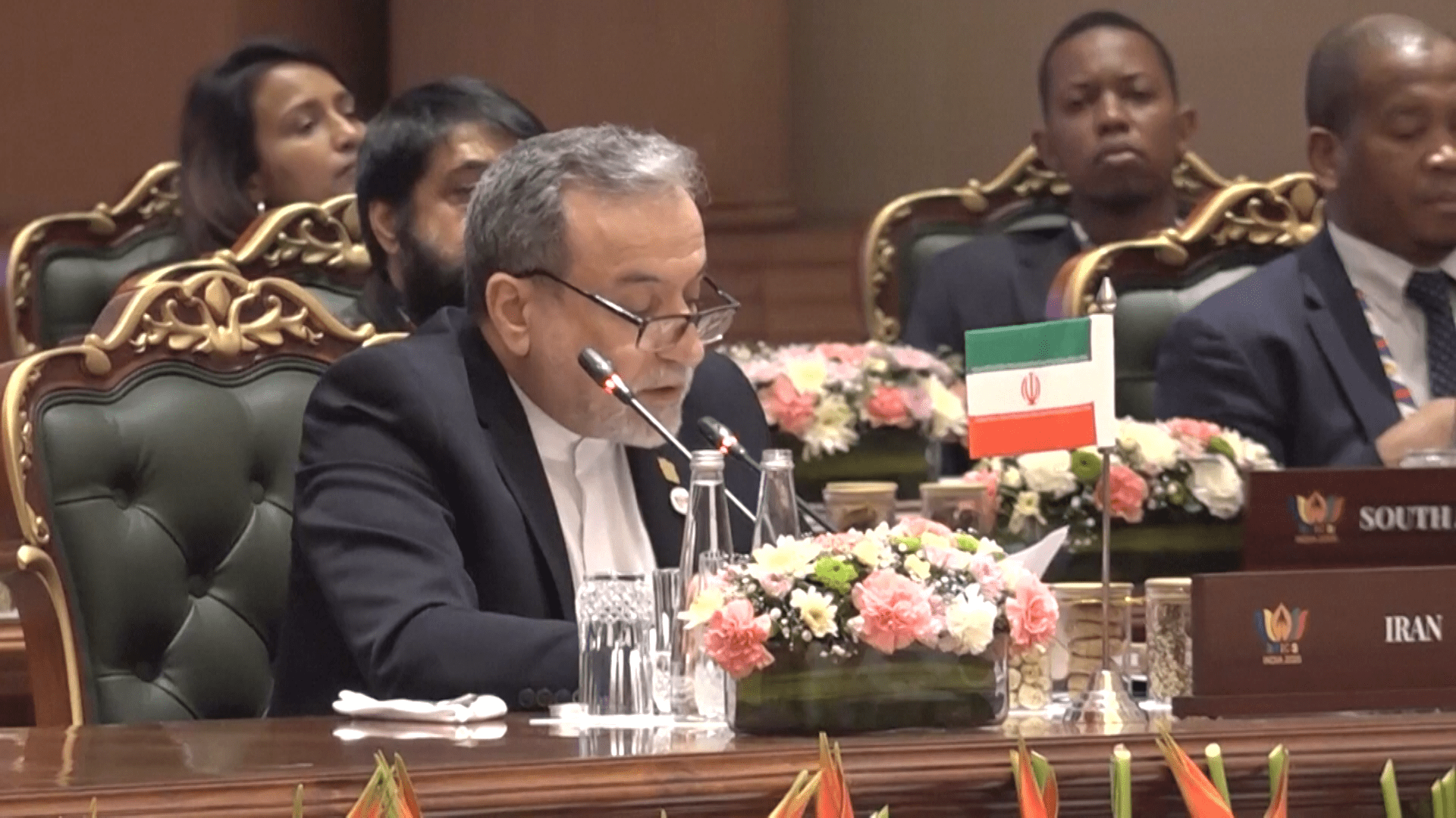 Iran’s FM urges BRICS states to condemn US-Israeli aggression
