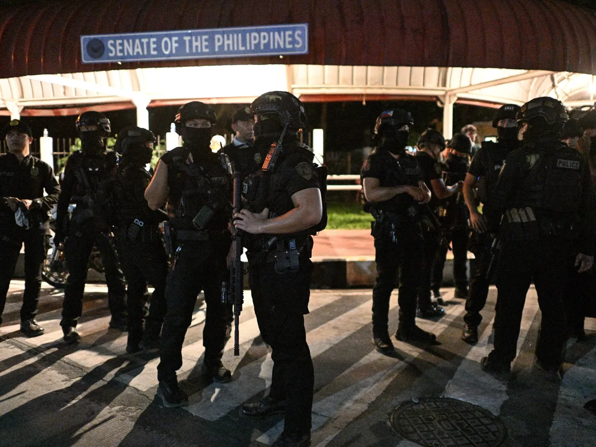 Philippines vows to hand fugitive senator to ICC following shootout