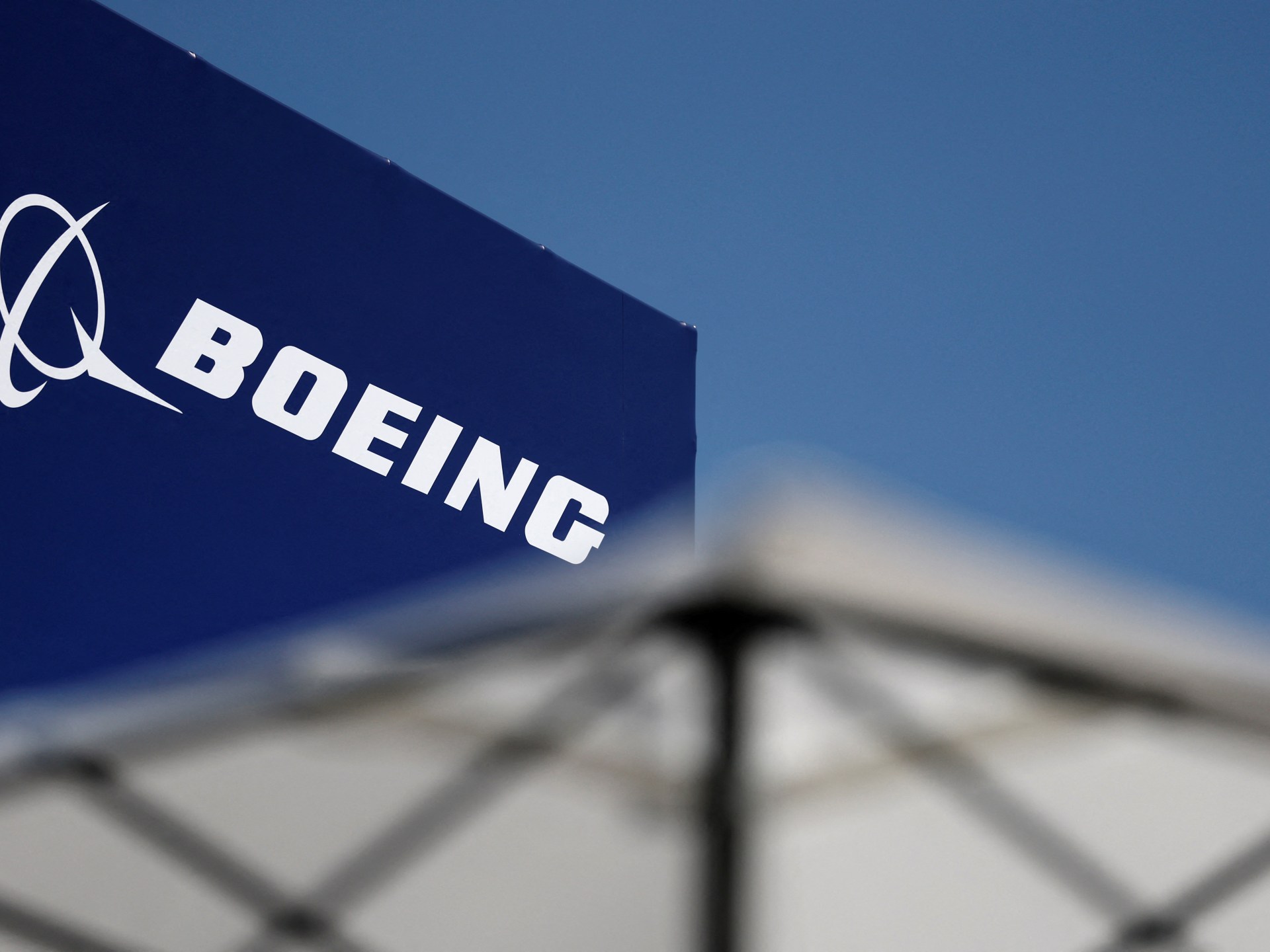Trump says China to buy 200 Boeing planes, much lower than expected