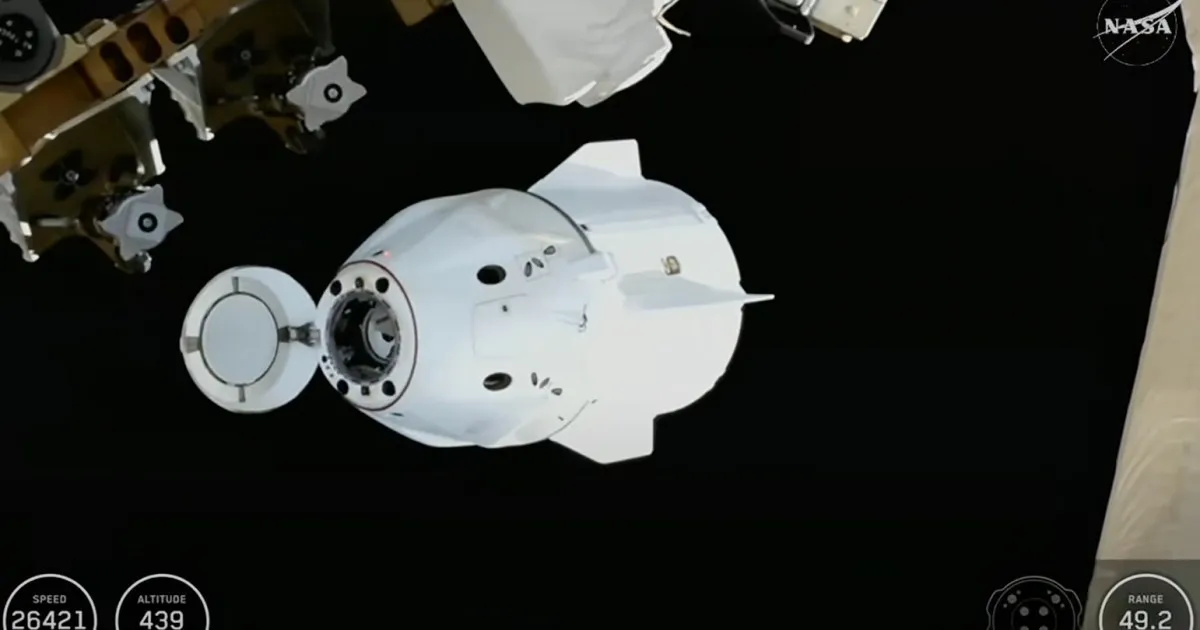 Astronauts splash down on Earth after first-ever ISS medical evacuation