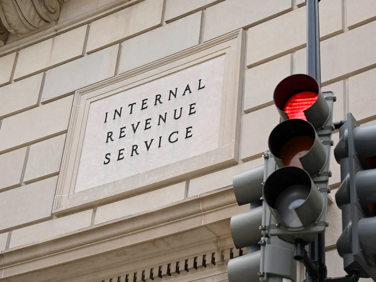 Trump drops IRS lawsuit, sets up $1.7bn US anti-weaponisation fund
