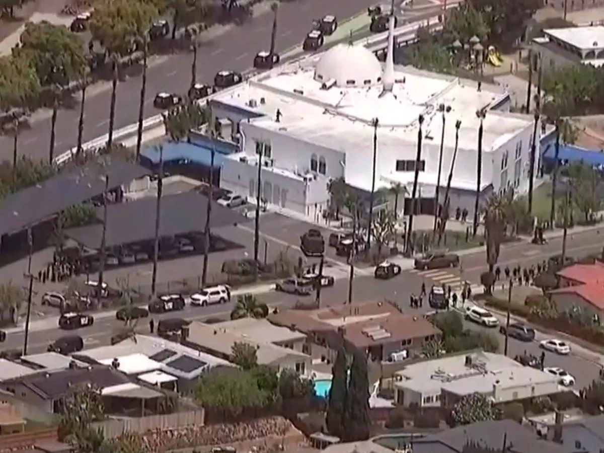 Police respond to shooting at US mosque
