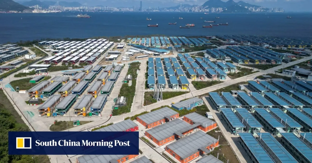 Hong Kong steps up Ebola precautions, prepares Lantau Island quarantine facility