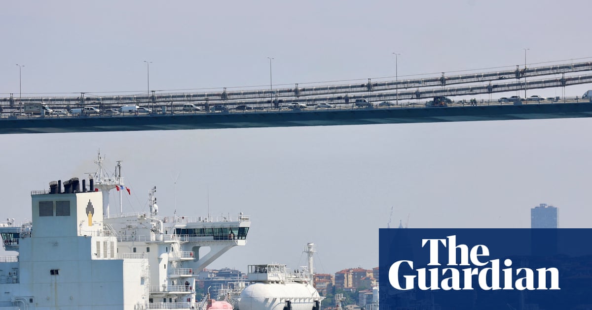 UK relaxes strict sanctions on Russian crude oil