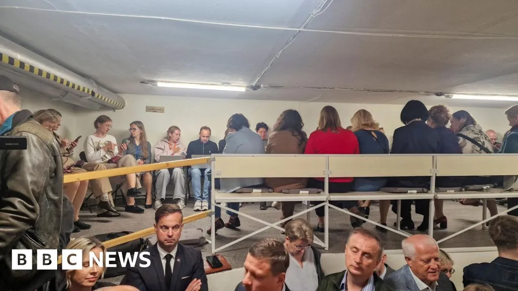 Lithuania's leaders take shelter during drone air alert