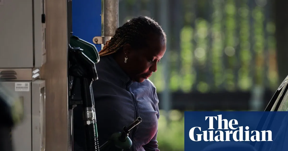 Planned fuel duty rise to be scrapped, says Keir Starmer