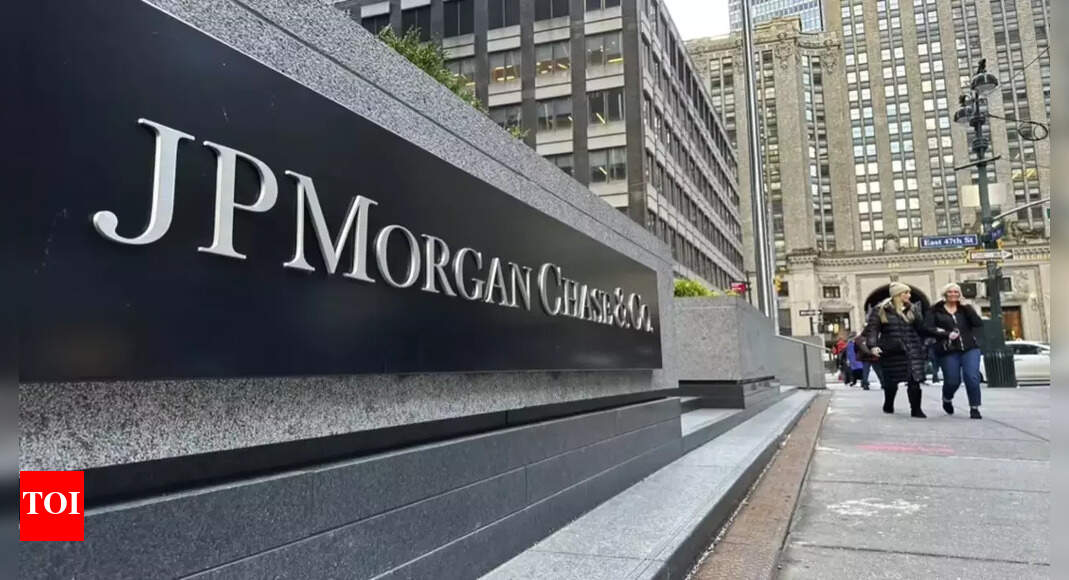 ‘Patently excessive’: JP Morgan fumes as it foots $60 m bill for founder; calls fees ‘abuse’
