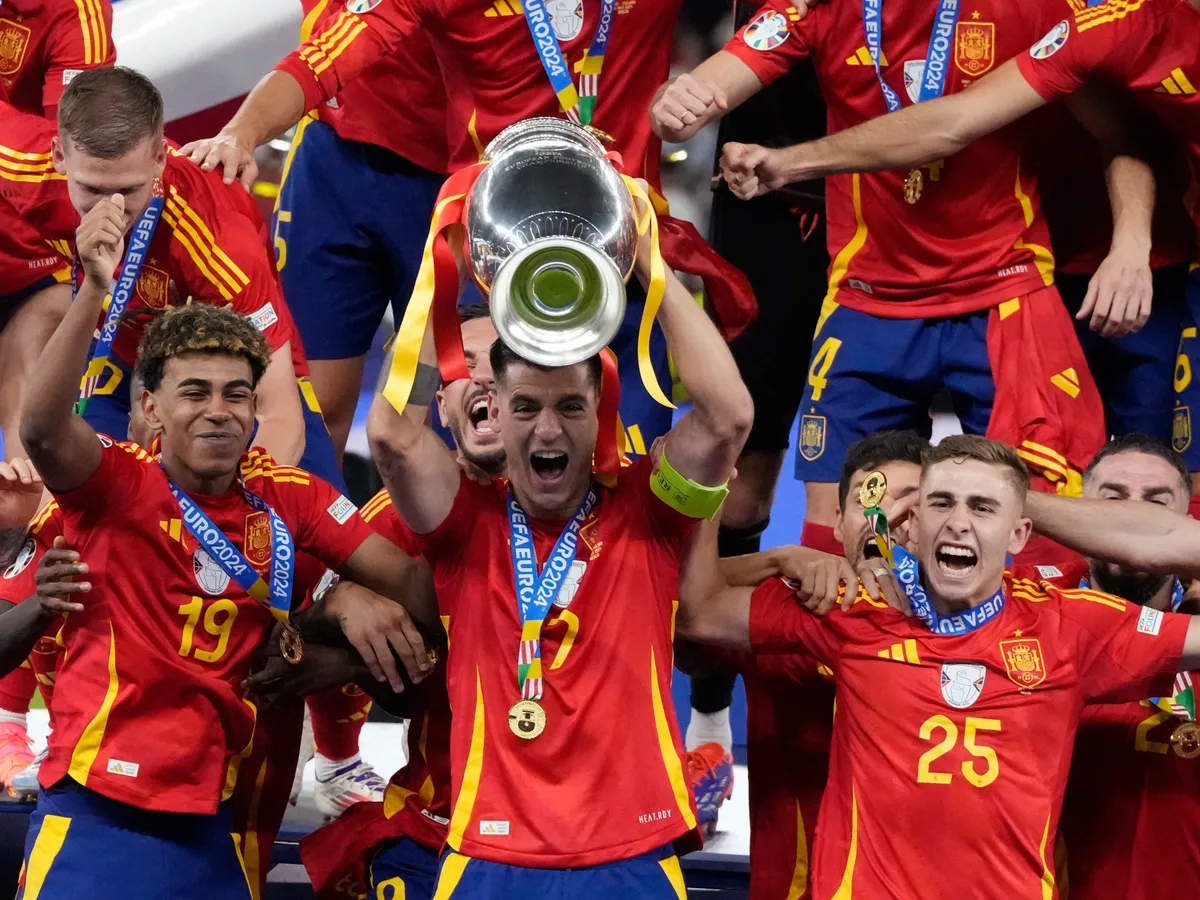 World Cup 2026: Spain ex-players, fans cautiously embrace favourites tag