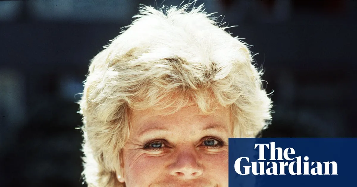 Judith Chalmers, presenter of TV series Wish You Were Here, dies aged 90
