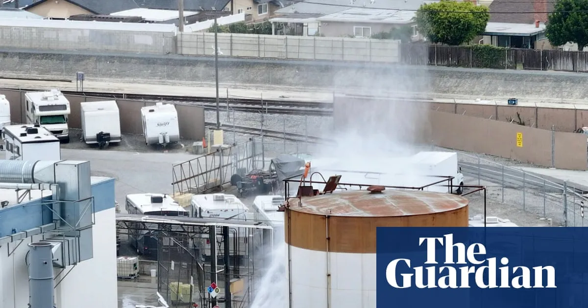 California: 40,000 people ordered to evacuate over chemical leak fears