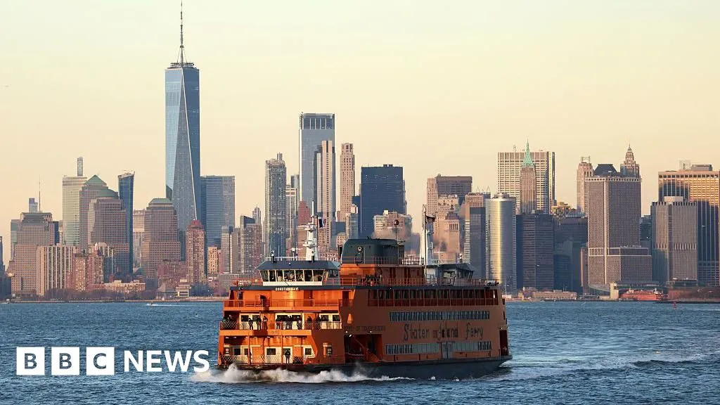 One dead and dozens of firefighters injured in Staten Island shipyard explosion