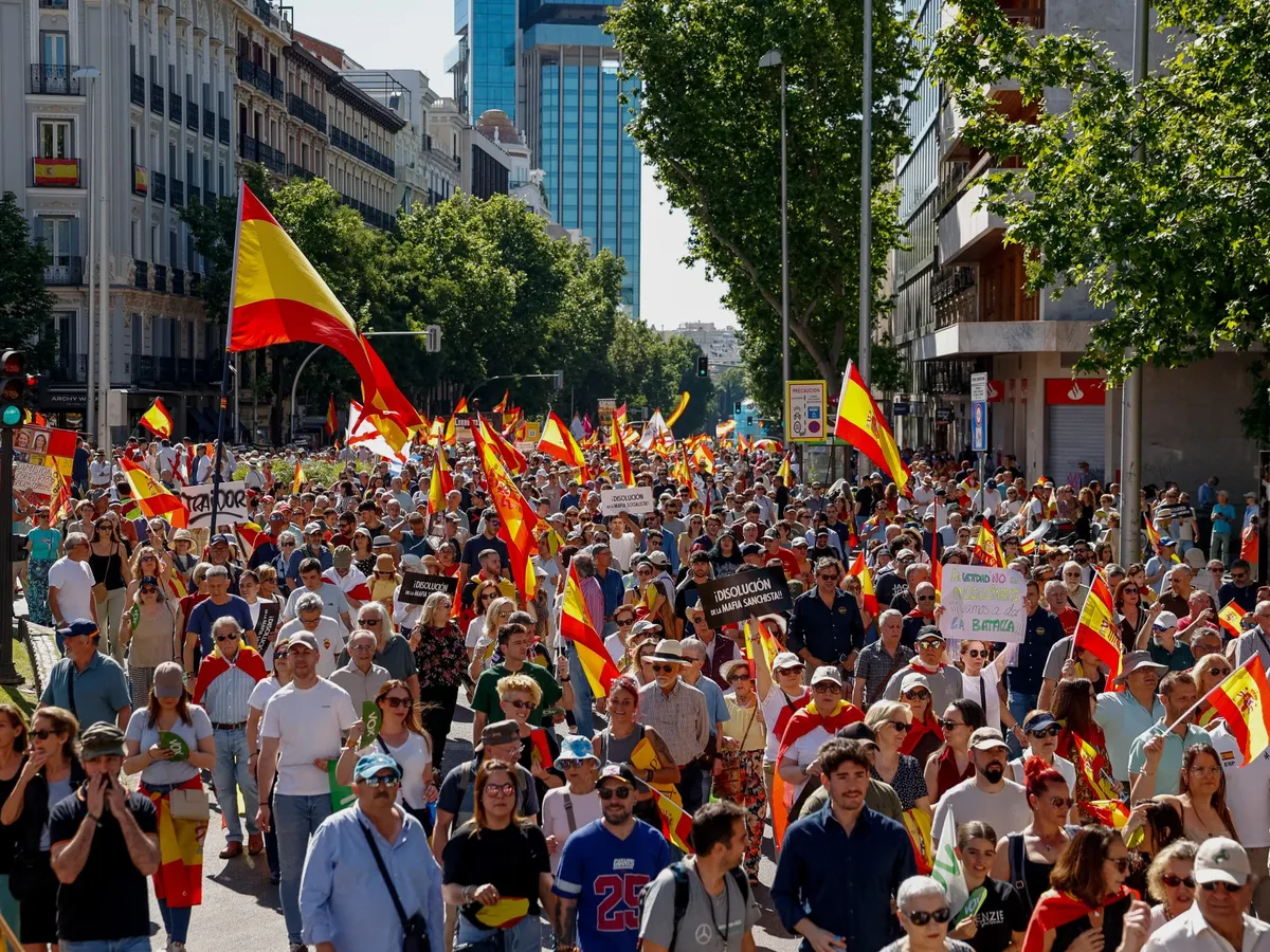 Thousands march in Madrid demanding Spanish PM quit over graft allegations