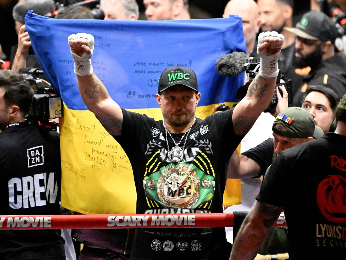Usyk avoids shock defeat with 11th-round stoppage of Verhoeven