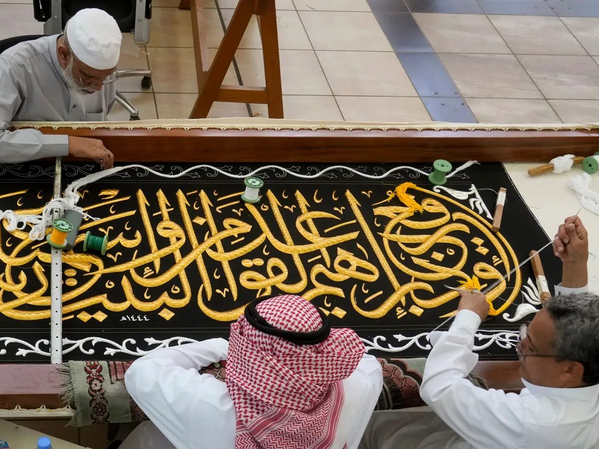 What’s inside the Kaaba and what covers it? The story of the Kiswah