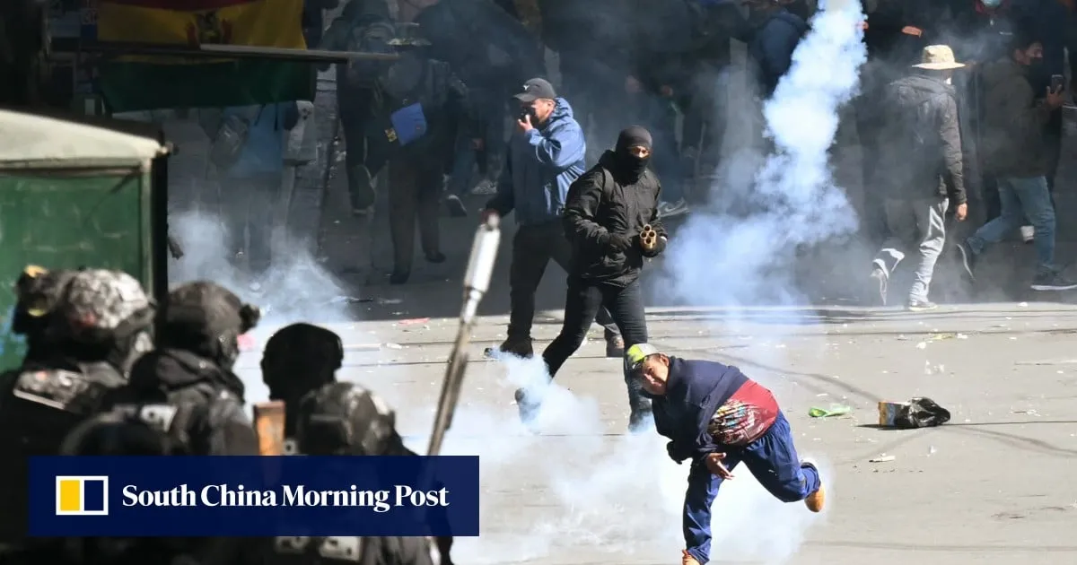 Bolivian leader to slash own salary by 50% in gesture to protesters