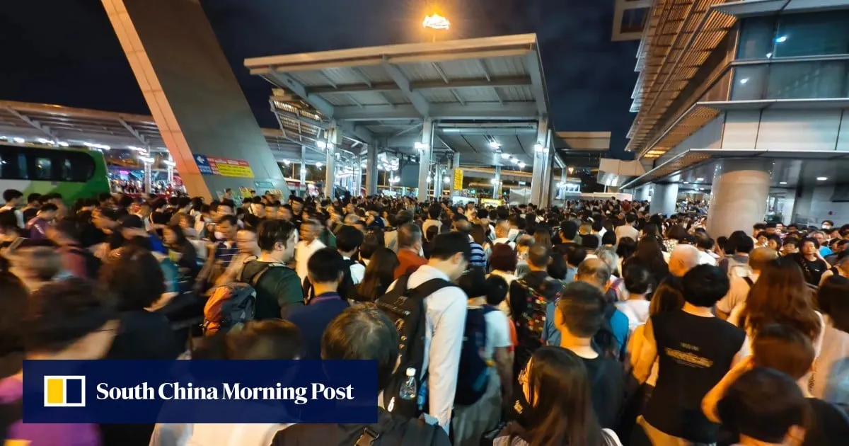 Hongkongers stuck for hours as 673,000 return via land checkpoints after long weekend