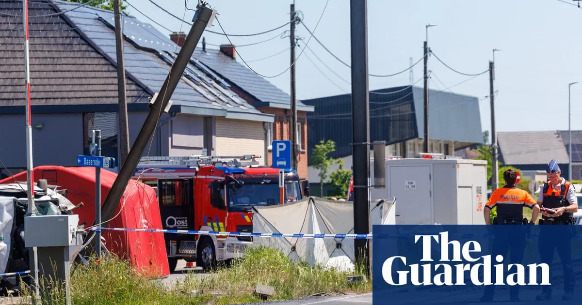 Four people killed in Belgium in train and school bus collision