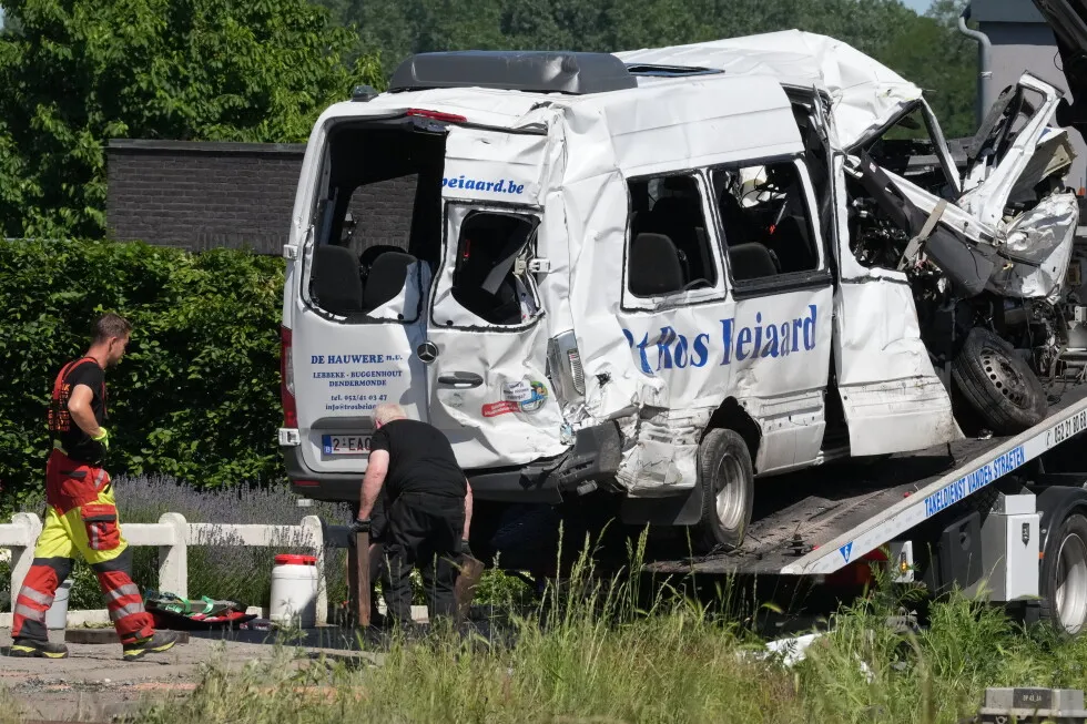 A train collides with a minibus of children in Belgium and 4 people are dead