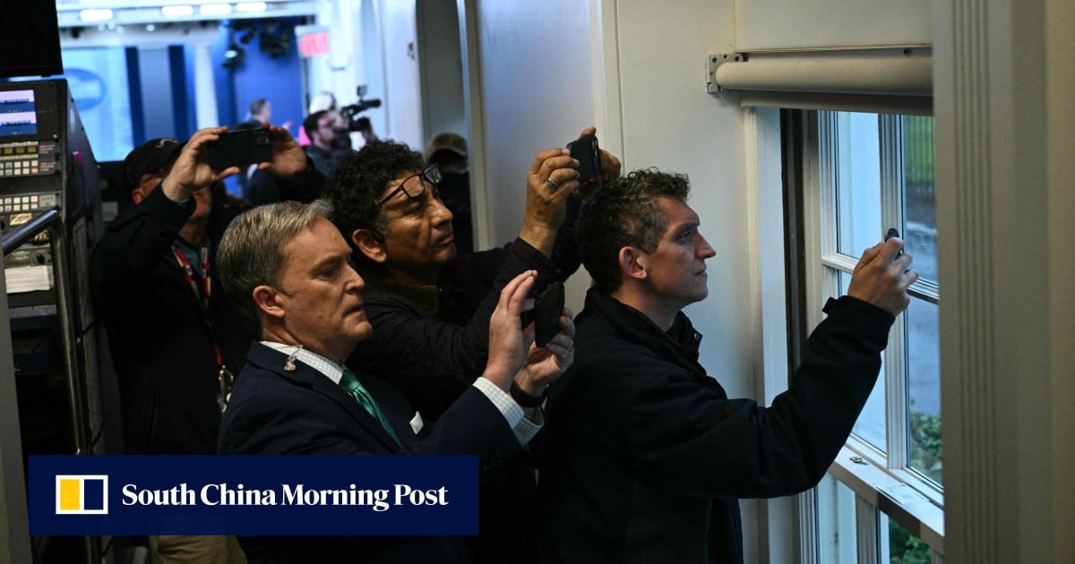 Trump moves to punish US government workers who leak information to reporters