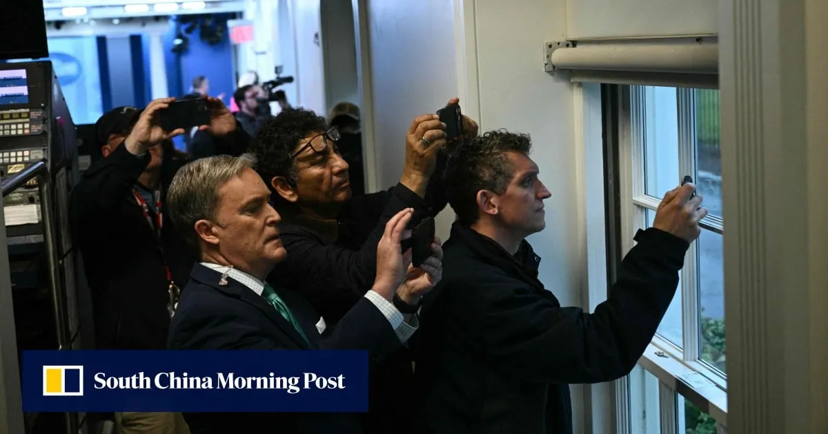 Trump moves to punish US government workers who leak information to reporters