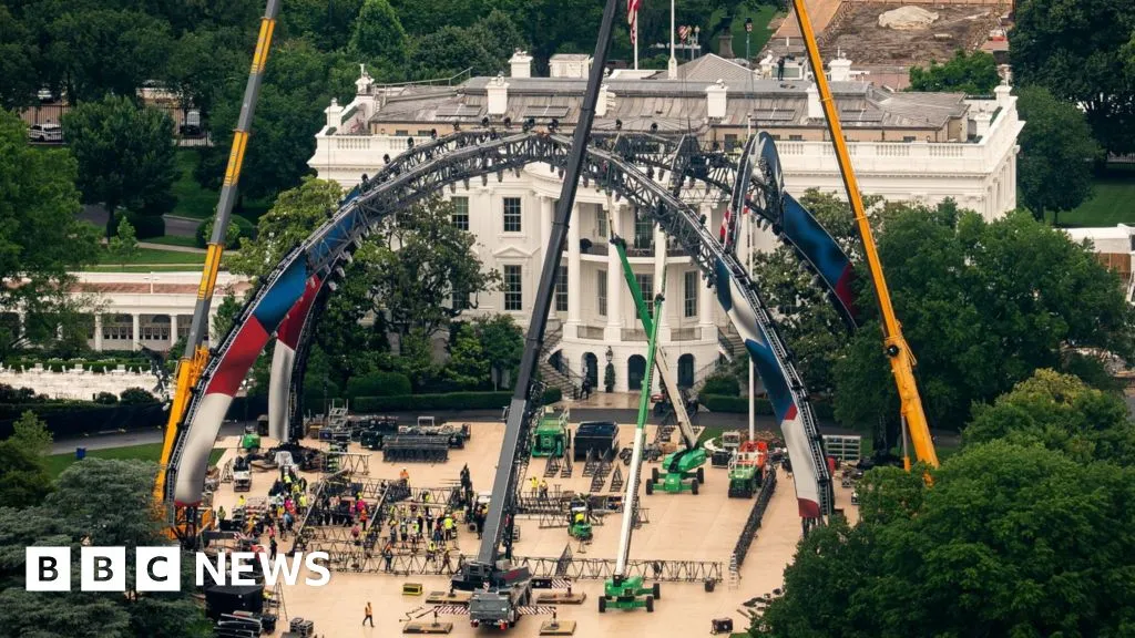 Watch: UFC arena construction begins at White House ahead of fight