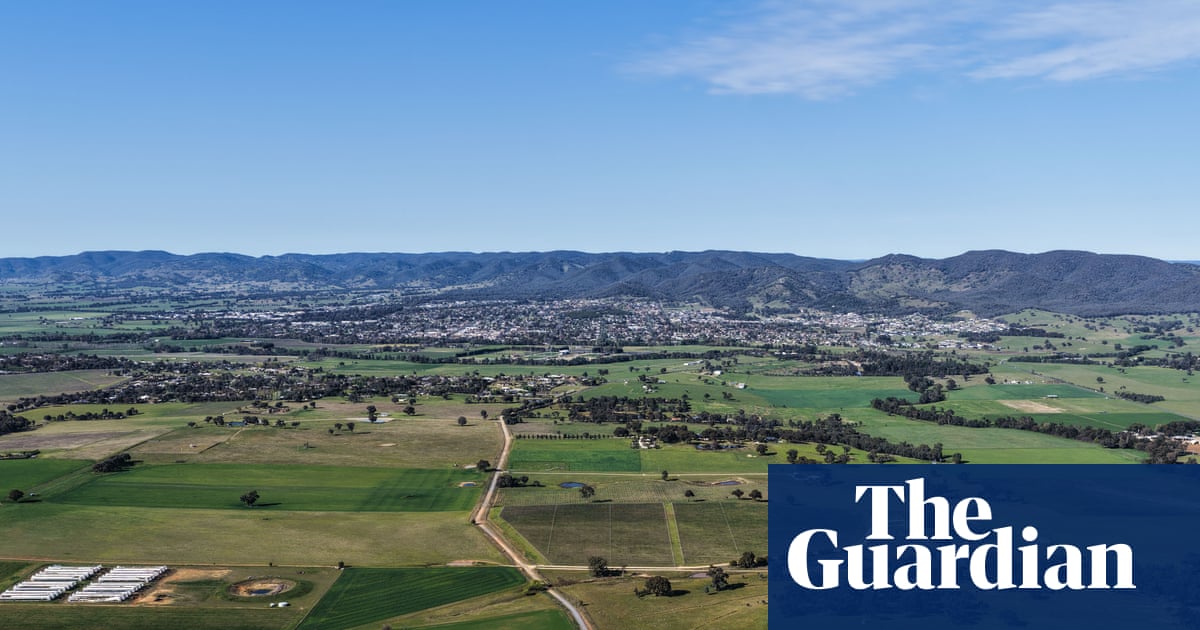 Community shocked after Aboriginal rock shelter bulldozed for NSW power lines