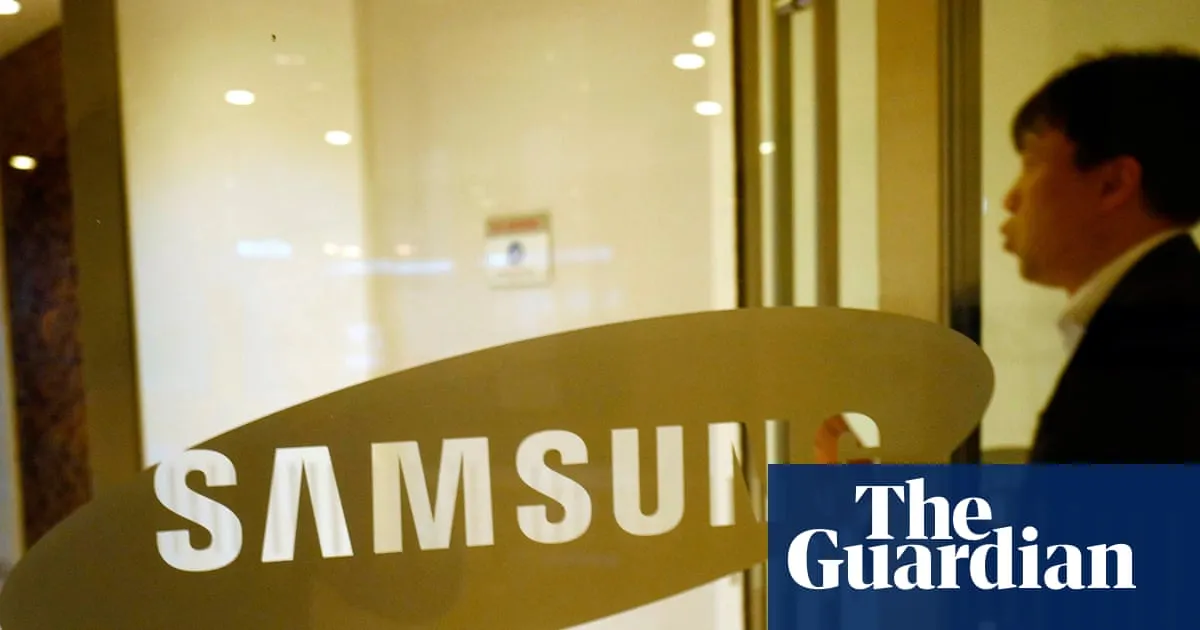 Samsung memory chip staff in line for £310,000 bonuses after AI profit-sharing deal