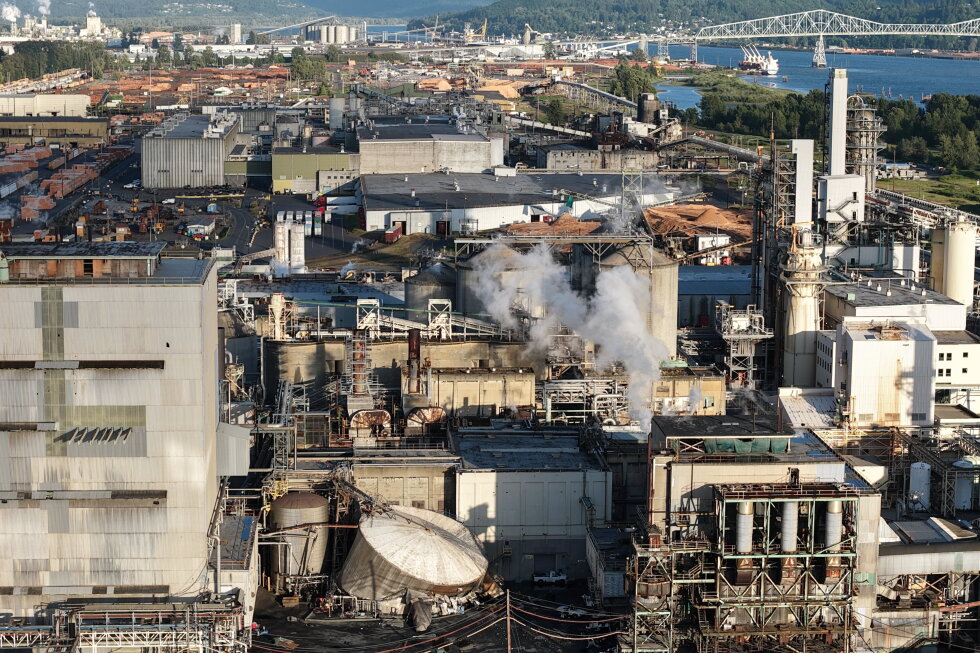 9 missing after Washington paper mill tank implosion and officials say there’s no hope of survivors