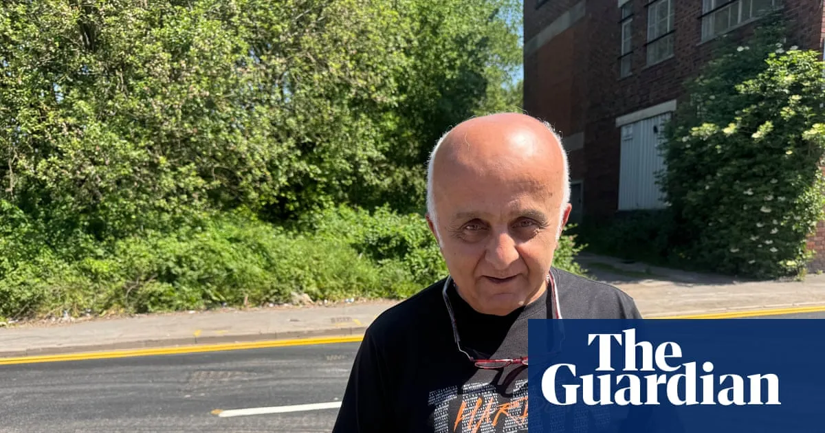 ‘Typical council’: residents baffled after ‘keep clear’ sign appears 15 years too late