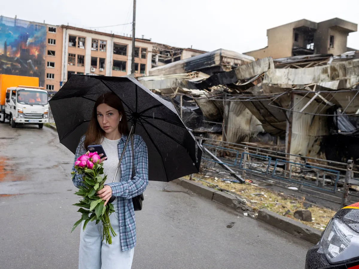 EU states summon Russian envoys over Kyiv threat