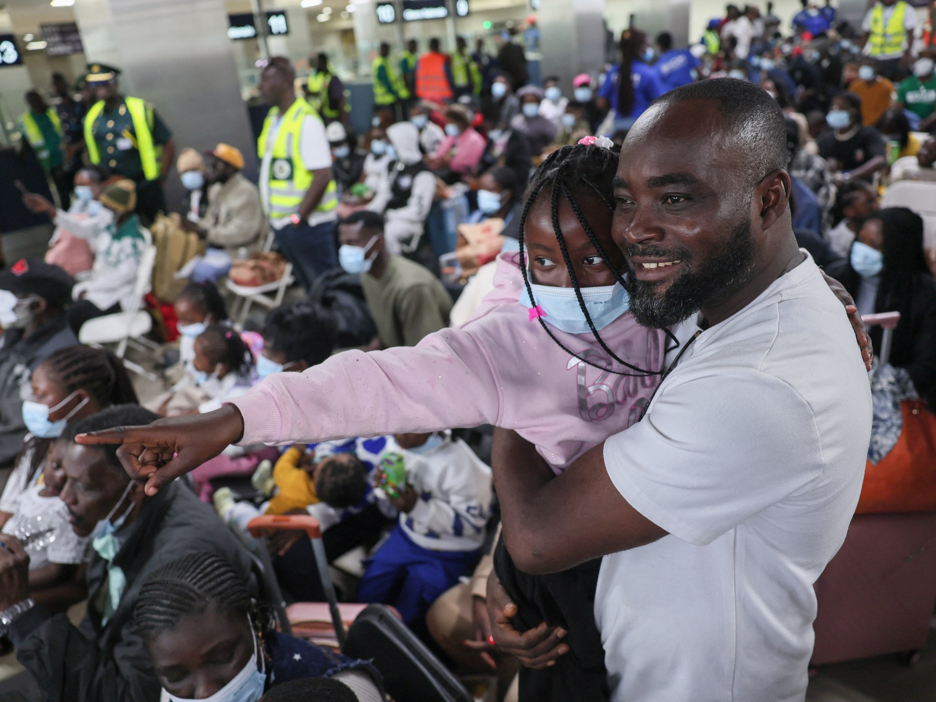 Ghana welcomes first group fleeing South African anti-immigration protests