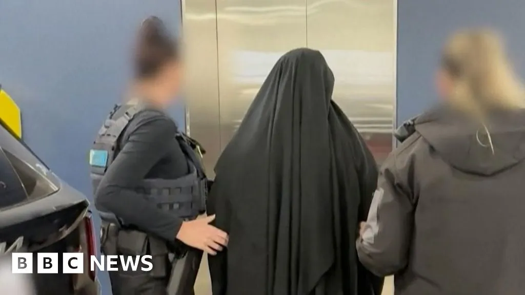 Australia charges woman who returned from Syria with joining Islamic State