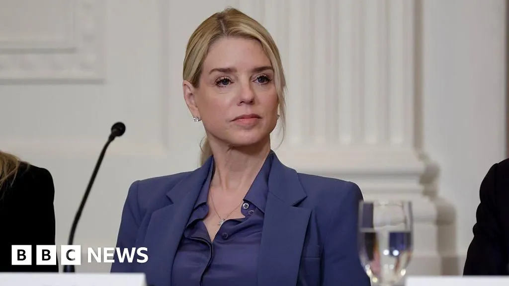 Former US attorney general Pam Bondi testifies in congressional Epstein probe